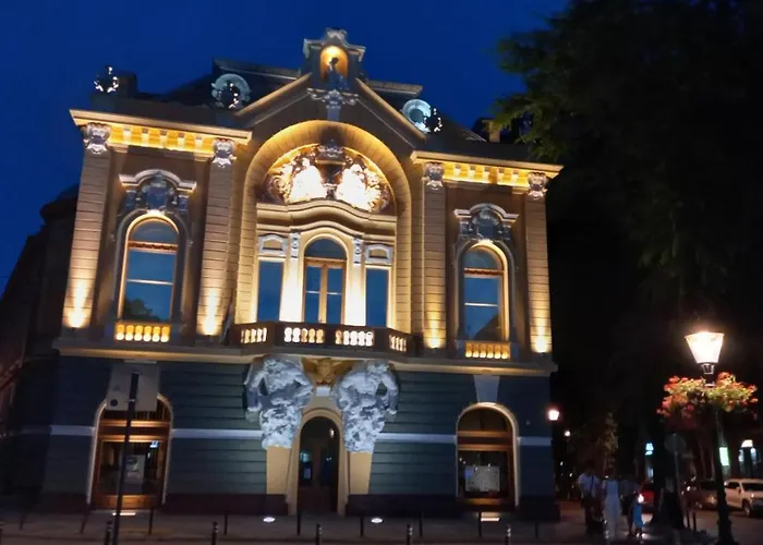 Lara 아파트 수보티차